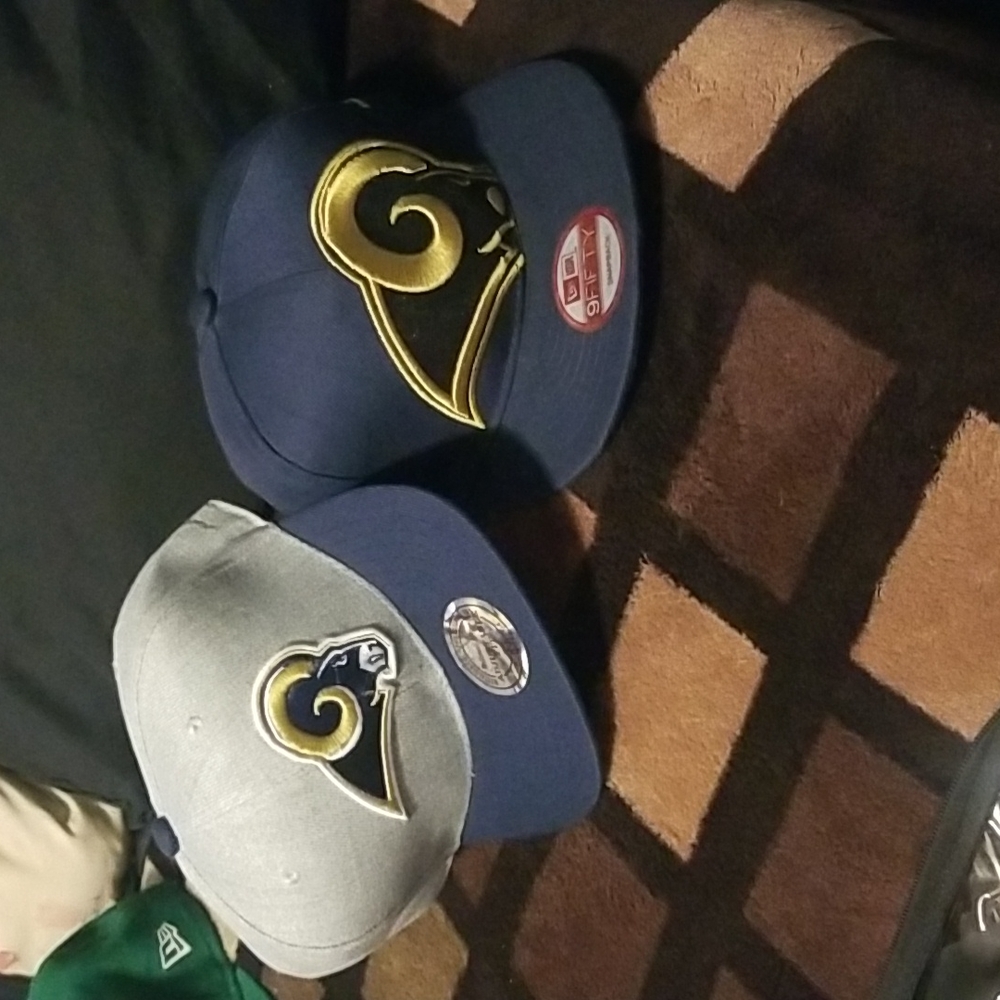 Mens Rams snapbacks